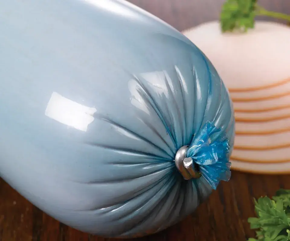Plastic sausage casing PR